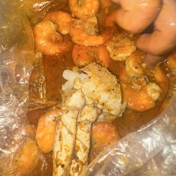 Ocean Crab - Dungeness crab and headless shrimp - Seafood Near Me - Marysville, California