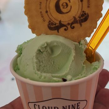 Cloud Nine - Mint w/chocolate - Desserts Near Me - Dublin, D