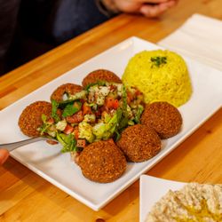 Pita Pita Mediterranean Grill - Des Plaines