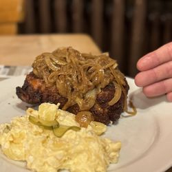 Lommerzheim - Pork chop with potato salad