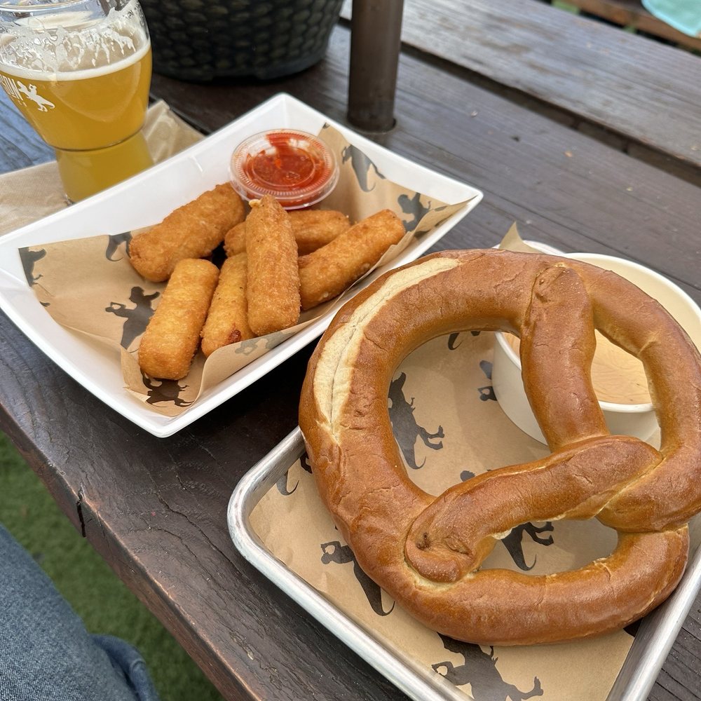 Thompson Brewing - Mozzarella Sticks and German Pretzel - American Near Me - Riverside, California Thompson Brewing - Mozzarella Sticks and German Pretzel - American Near Me - Riverside, California