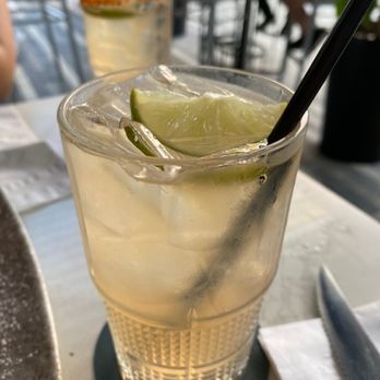 Moxies - Paloma's - Lounges Near Me - Miami, Florida Moxies - Paloma's - Lounges Near Me - Miami, Florida