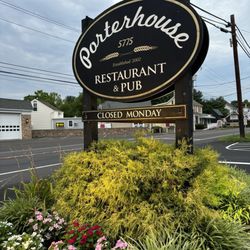 Porterhouse Restaurant & Brew Pub