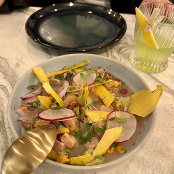 Ö Tascö - Salmon Ceviche - Portuguese Near Me - Porto, 13