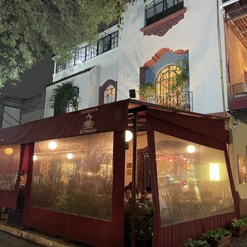 Cafebrería El Péndulo - Bookstores Near Me - México, D.F., DIF Cafebrería El Péndulo - Bookstores Near Me - México, D.F., DIF