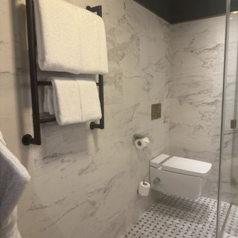 Hôtel Grand Powers - Bathroom - Hotels Near Me - Paris, 01