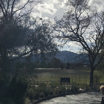 Mumm Napa - Wine Tasting Room Near Me - Rutherford, California