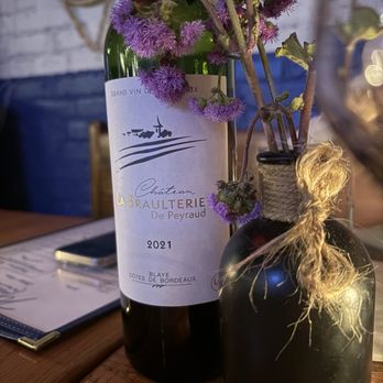 Cafe Massawa - Vibes and wine @yassiG - Coffee & Tea Near Me - New York, New York