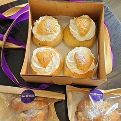 Sunrisen Bakery