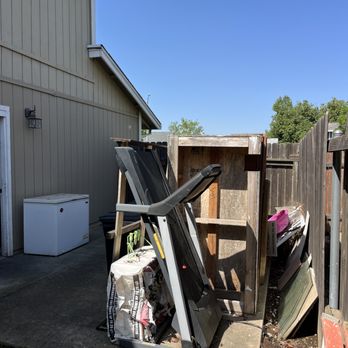 Capital City Junk Removal - Junk Removal & Hauling Near Me - Citrus Heights, California Capital City Junk Removal - Junk Removal & Hauling Near Me - Citrus Heights, California