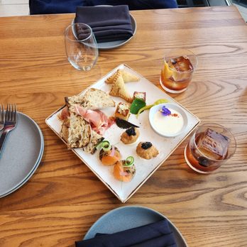 El Tapeo Modern Spanish Kitchen - Tapas/Small Plates Near Me - Oak Brook, Illinois