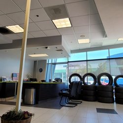 Moreno Tire & Auto Repair - Inside the waiting area