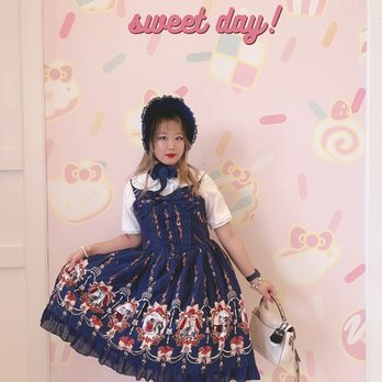 Hello Kitty Cafe - Cafes Near Me - Irvine, California