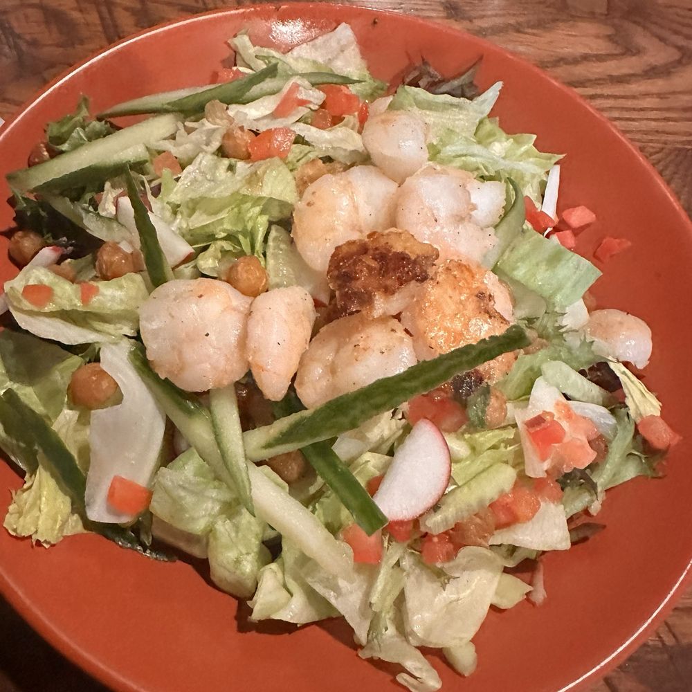 Squid Ink Eclectic Eats & Drinks - Simple Green Salad with Shrimp - Gastropubs Near Me - Mobile, Alabama Squid Ink Eclectic Eats & Drinks - Simple Green Salad with Shrimp - Gastropubs Near Me - Mobile, Alabama
