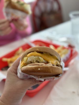 In-N-Out Burger by null