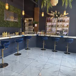 The Xperience Kitchen + Lounge - Bar area