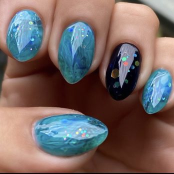 Crucial Salon - Gel polish design - Hair Stylists Near Me - Chico, California Crucial Salon - Gel polish design - Hair Stylists Near Me - Chico, California