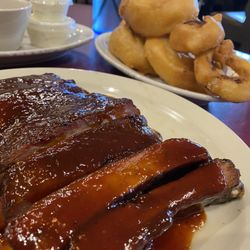 Gregs Restaurant - Rib dinner w rings