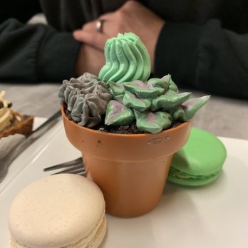 Greige Patisserie - Wine Bars Near Me - Milwaukee, Wisconsin