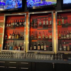 W XYZ Bar
