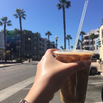 Recreational Coffee - Iced honey vanilla latte - Coffee & Tea Near Me - Long Beach, California Recreational Coffee - Iced honey vanilla latte - Coffee & Tea Near Me - Long Beach, California