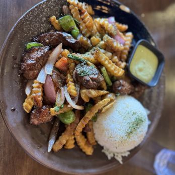 OMELI Kitchen - Lomo Saltado - Vietnamese Near Me - Fullerton, California OMELI Kitchen - Lomo Saltado - Vietnamese Near Me - Fullerton, California