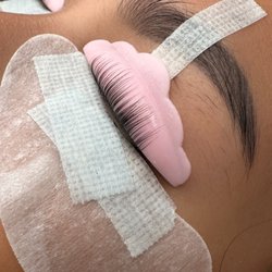Lash Faerie - Lash Lift in process