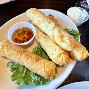 Best Little Roadhouse - Tennessee Wraps - Mini Golf Near Me - Salem, Oregon