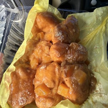 Creole Kings - Peach cobbler beignets already ate one they are bomb - Cajun/Creole Near Me - Canoga Park, California