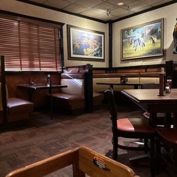 LongHorn Steakhouse - Steakhouses Near Me - North Attleboro, Massachusetts