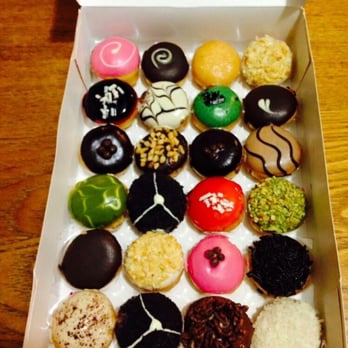 J.CO Donuts & Coffee - Coffee & Tea Near Me - Mandaluyong, NCR