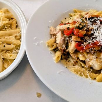 Macaroni Grill - The lunch serving of the truffle macaroni and cheese and a penne rustica - Italian Near Me - South Jordan, Utah Macaroni Grill - The lunch serving of the truffle macaroni and cheese and a penne rustica - Italian Near Me - South Jordan, Utah