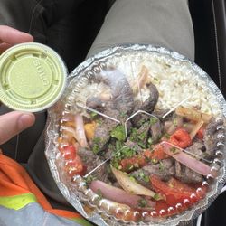 D & N Deli - Lomo Saltado