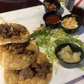 Chill Bar & Grill - Mini tacos brisket - Sports Bars Near Me - Lewisville, Texas Chill Bar & Grill - Mini tacos brisket - Sports Bars Near Me - Lewisville, Texas