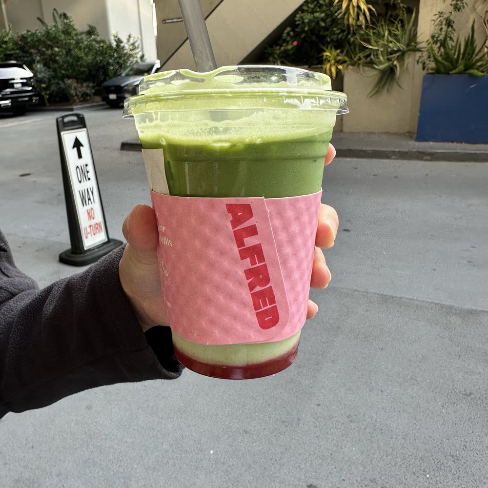 Alfred Coffee - Strawberry matcha - Coffee & Tea Near Me - Los Angeles, California Alfred Coffee - Strawberry matcha - Coffee & Tea Near Me - Los Angeles, California