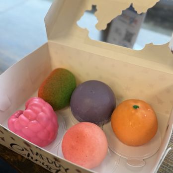 Ladun Treats - Bakeries Near Me - Everett, Washington Ladun Treats - Bakeries Near Me - Everett, Washington