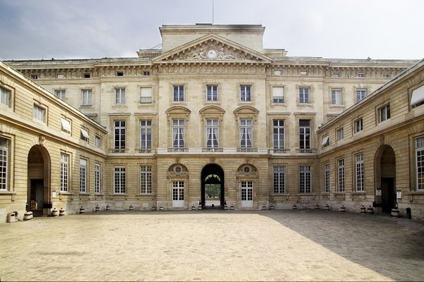 Monnaie de Paris by null
