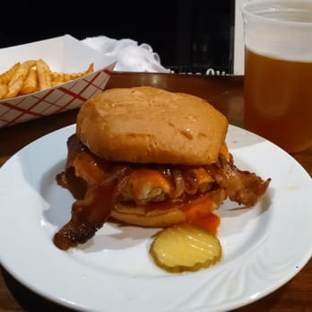 Wando's - Pregame Wando burger and fries - Bars Near Me - Madison, Wisconsin
