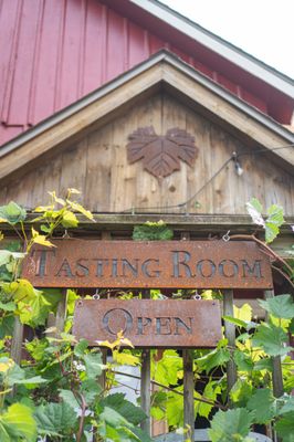 Saint Croix Vineyards by null