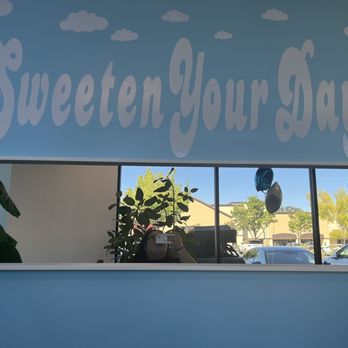 Sweetea - Cute little message with a mirror which is such an essential for the LADIES - Desserts Near Me - Fair Oaks, California
