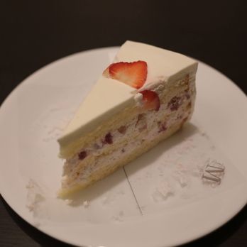 Lady M Cake Boutique - Desserts Near Me - New York, New York