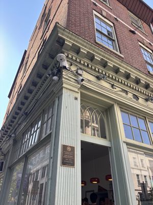 700 Sansom St by null