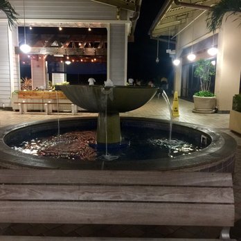 Ho'okipa Terrace - fountain at center - Food Court Near Me - Honolulu, Hawaii Ho'okipa Terrace - fountain at center - Food Court Near Me - Honolulu, Hawaii