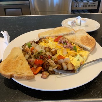 Ruby's Diner - Best most beautiful Denver omelette I've ever had and I'm 70 - Burgers Near Me - Anaheim, California Ruby's Diner - Best most beautiful Denver omelette I've ever had and I'm 70 - Burgers Near Me - Anaheim, California