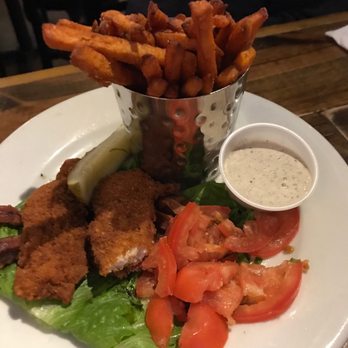 Panther Pub & Eatery - Crispy BLT no bread - Sports Bars Near Me - Greendale, Wisconsin