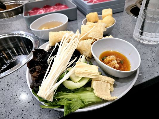 Shabu En Hot Pot by null