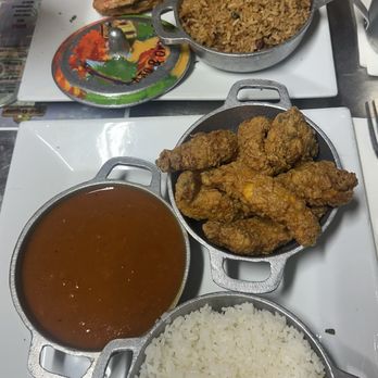Ajo y Oregano - Chicharron de Pollo Sin Hueso - Dominican Near Me - Bronx, New York Ajo y Oregano - Chicharron de Pollo Sin Hueso - Dominican Near Me - Bronx, New York