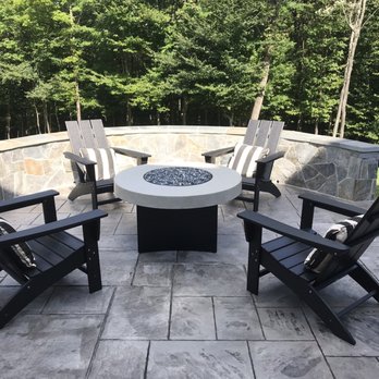 Mottern Masonry Design - Seat wall - General Contractors Near Me - Vienna, Virginia