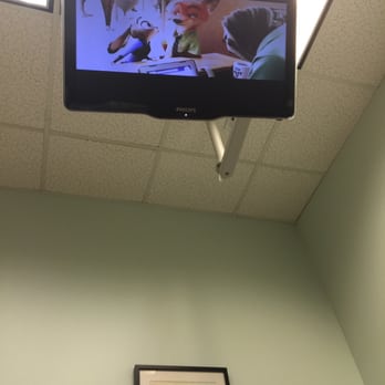 Sunny Dental - Watching a movie while I wait - General Dentistry Near Me - Houston, Texas Sunny Dental - Watching a movie while I wait - General Dentistry Near Me - Houston, Texas
