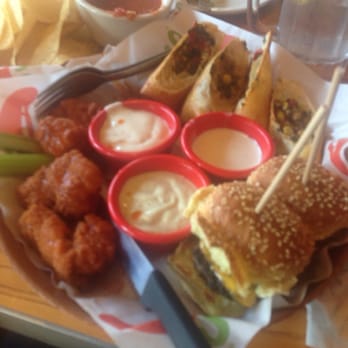 Chili's - At least the food was as expected.  Step your game up Chili's, there will be NO return visit! - Tex-Mex Near Me - Cypress, California